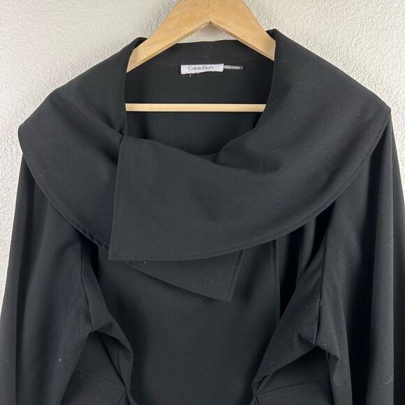 Calvin Klein Women's Size 2X Pleated And Belted Black Overcoat Dressy Shawl Coll - Picture 3 of 12